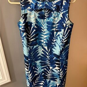 Gabby Skye Blue and White Leaf Pattern Dress